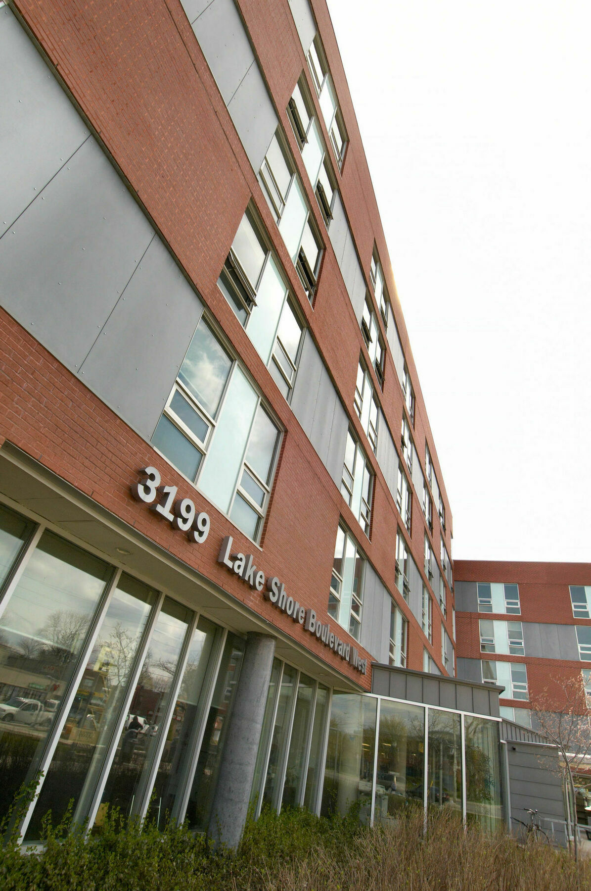 Humber College Lakeshore Campus Residence Торонто Екстериор снимка